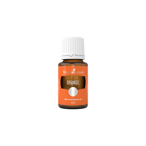 Ätherisches Öl Orange von Young Living, freigestellt vor weissem Hintergrund Ätherisches Öl Orange von Young Living, freigestellt vor weissem Hintergrund