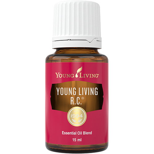 Ätherisches Öl R.C. von Young Living, freigestellt vor weissem Hintergrund