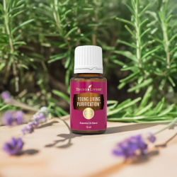 Ätherisches Öl Purification von Young Living, 100 % naturrein in Braunglasflasche mit Tropfer, mit blühenden Kräutern