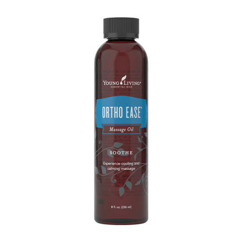 Ortho Ease Massage-Öl- von Young Living, 236ml Flasche mit Etikett, gesunde Muskelentspannung, freigestellt auf Weiß Ortho Ease Massage-Öl- von Young Living, 236ml Flasche mit Etikett, gesunde Muskelentspannung, freigestellt auf Weiß