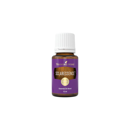 Ätherisches Premium Öl "SclarEssence" von Young Living, 5ml Braunglasflasche mit Tropfverschluss und Etikett, freigestellt