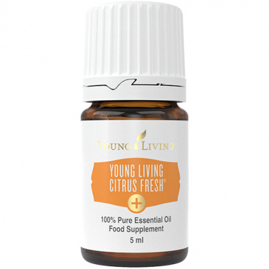 Ätherisches Öl Citrus Fresh Plus von Young Living, freigestellt vor weissem Hintergrund